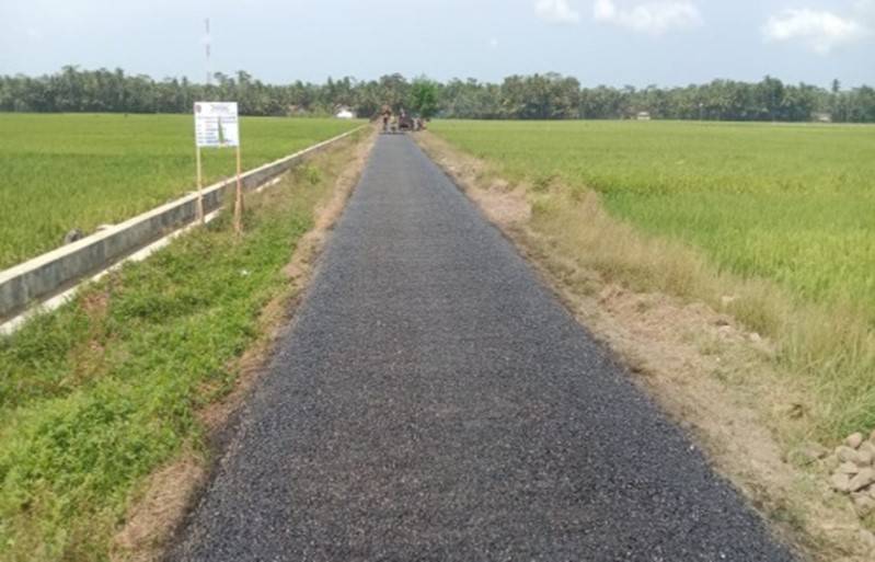 Pengaspalan Jln W Abu Jamroh